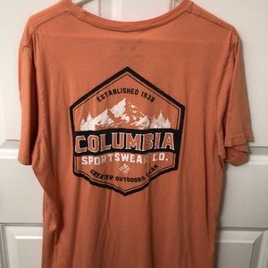 Columbia T-shirt